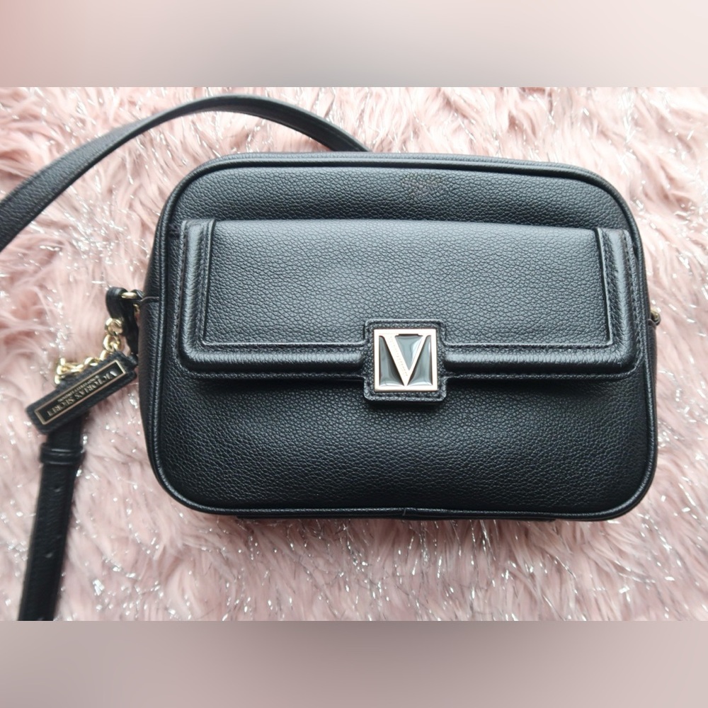 Victoria Secret Pocket Crossbody